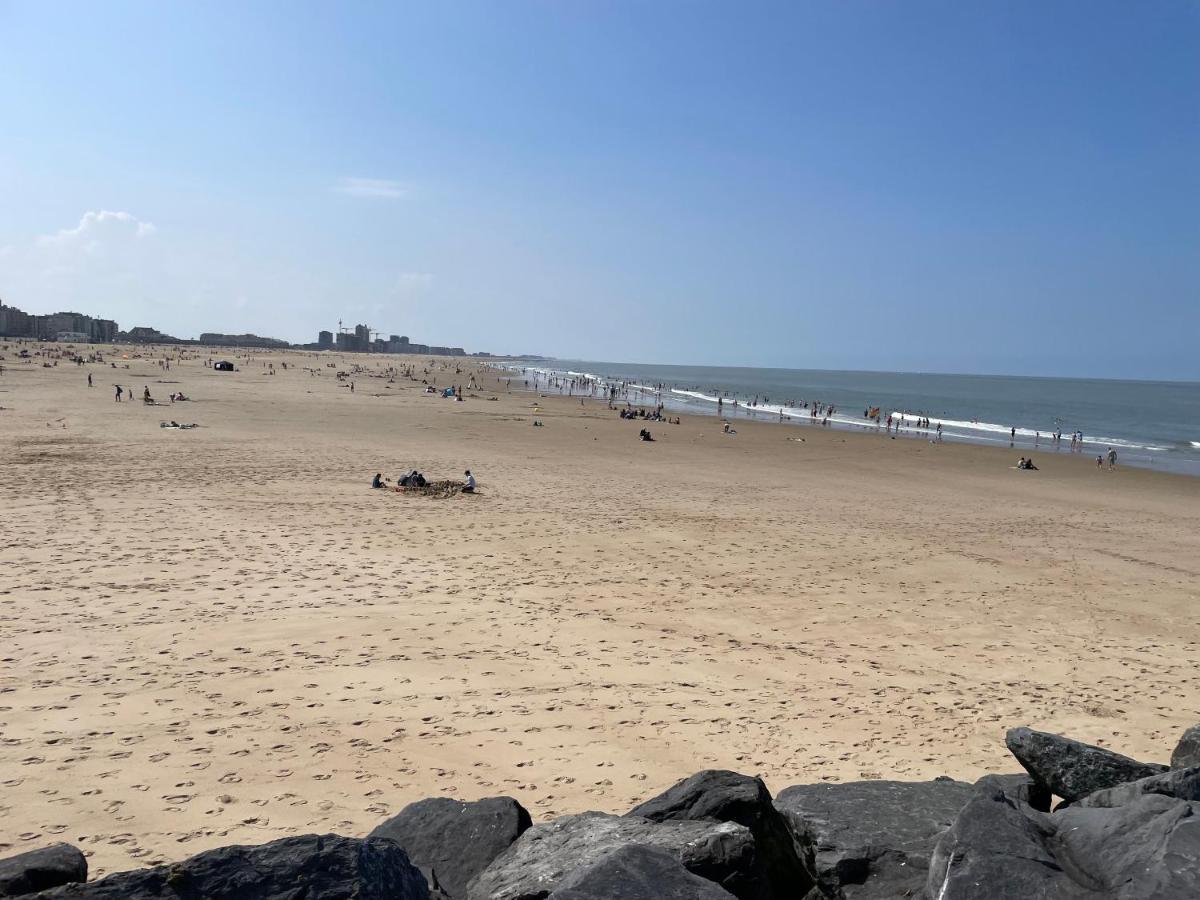 Gezellige Studio 1 Slaapkamer, 3Pers,Strand,Zee 50M Ostenda Zewnętrze zdjęcie